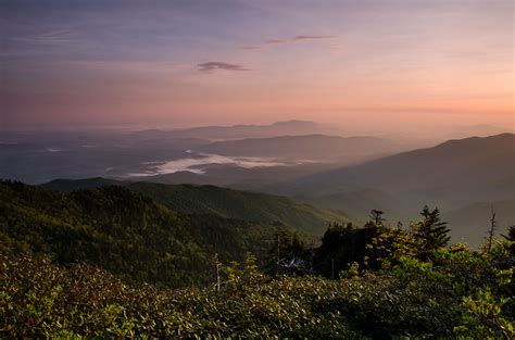 Sunrise from Mount Leconte | We hiked up to Myrtle Point at … | Flickr