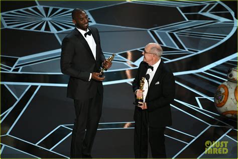 Kobe Bryant Is an Oscar Winner - Watch His Acceptance Speech!: Photo 4044569 | 2018 Oscars, Kobe ...