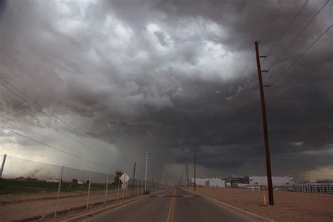 Severe monsoon storm in the Valley, Arizona on August 3, 2017 pictures and videos - Strange Sounds