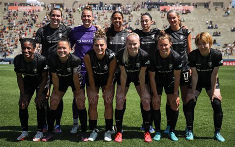 Angel City FC Brings the Star Power Both On-Field and Off to the NWSL ...