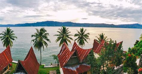 12 Affordable Lake Toba hotels where you can enjoy scenic lake views