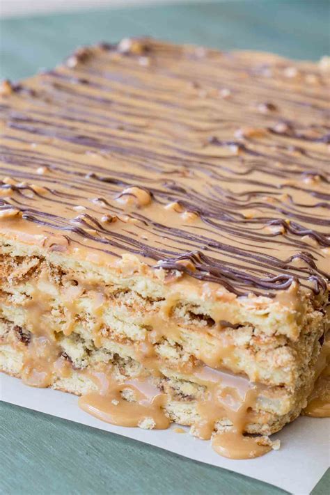 Layered Snickers Cake Recipe - Valentina's Corner