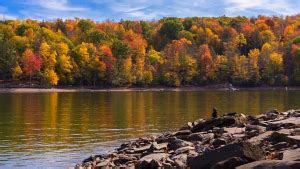 Lake Wallenpaupack Fall Foliage in the Poconos - Sights Better Seen