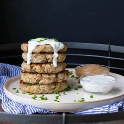 Easy Vegan Latkes Recipe - Veggies Don't Bite