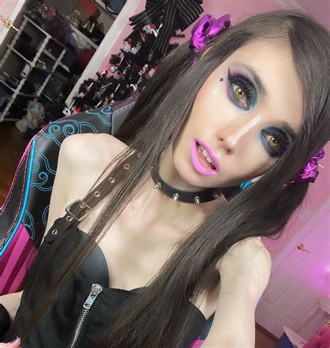 Eugenia Cooney on Twitter: "Hiiii I’m live on twitch right now!!!! :D come hang out https://t.co ...