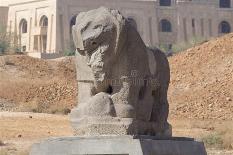 Babylon lion statue stock image. Image of ancient, hard - 51832863