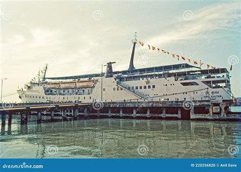 Tipu Sultan Passenger Liner for Luxary Liner at Cochin Port Willingdon ...