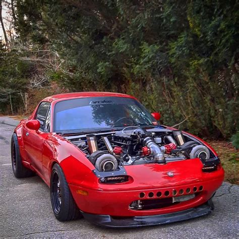 This 1990 Mazda MX-5 Miata With a Twin-Turbo V8 Swap Is One Sweet Project Car - autoevolution