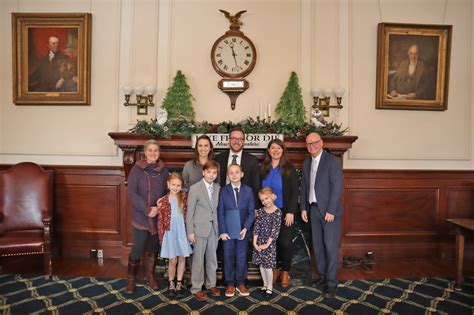 Oyster River Middle School Student Noah Sanders Sworn In as 2024 New Hampshire's Kid Executive ...