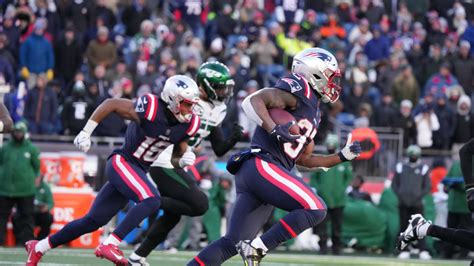 Photos: Patriots vs. Jets Week 11