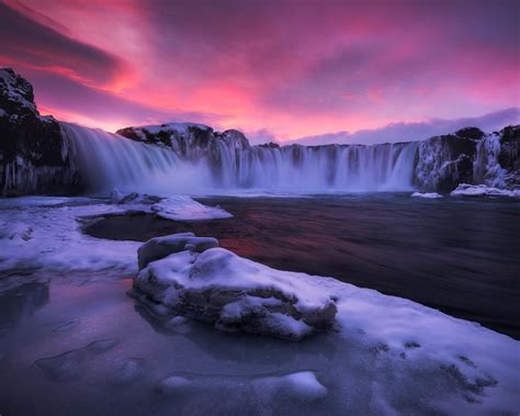 A Dramatic Evening at Godafoss - Iceland [OC] (1600x1280) : r/EarthPorn