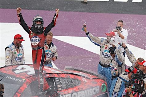 Kevin Harvick Breaks Winless Streak with Michigan Victory