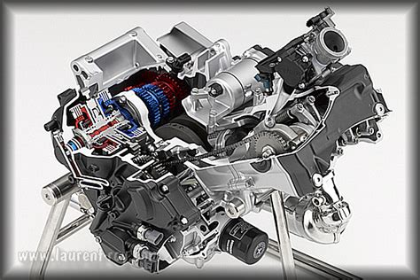 Motorcycles on the road: New Honda motorcycle engine