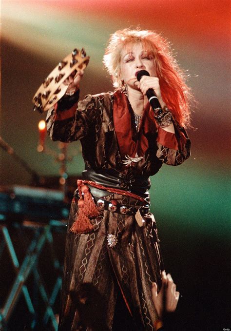 19 Photos That Will Transport You To The '80s | Cyndi lauper, Celebrity ...