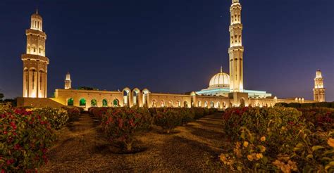 Muscat: Evening Guided City Highlights Tour by Van | GetYourGuide