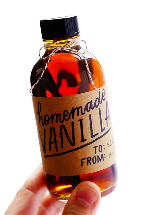 Homemade Vanilla Extract | Gimme Some Oven