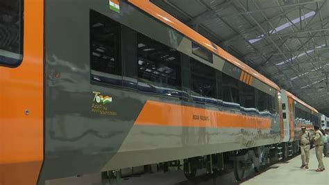 Inspired By Tricolour: Ashwini Vaishnaw Says New Vande Bharat Express ...