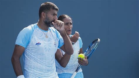 Ramkumar-Myneni pair takes silver in men's doubles; Bopanna-Bhosale in ...