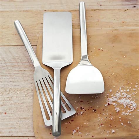 Williams Sonoma Fish Spatula | Williams Sonoma AU