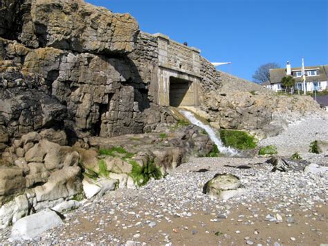 Moelfre Beach | Anglesey | UK Beach Guide