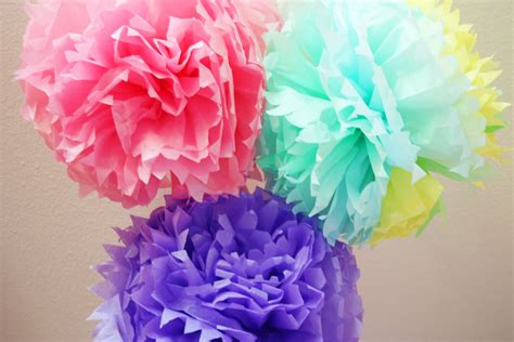 Beautiful DIY: Tissue Paper Pom Pom Tutorial