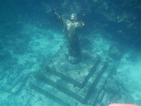 Key Largo, Florida: John Pennekamp Coral Reef State Park..underwater statue of Christ of the ...