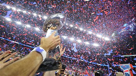 Fans can take photos with the Super Bowl LI Vince Lombardi Trophy this ...