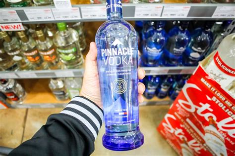 Pinnacle Vodka Price, Sizes & Buying Guide (UPDATED 2024)