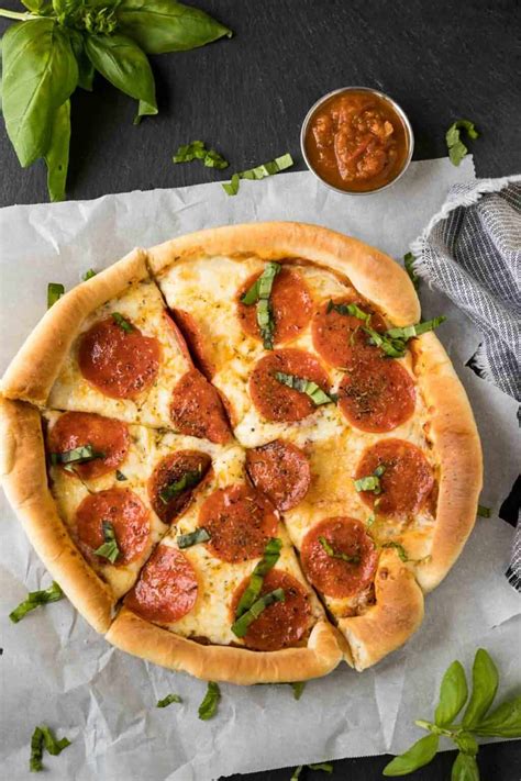 30 Minute Cast Iron Skillet Pizza Recipe - Pitchfork Foodie Farms