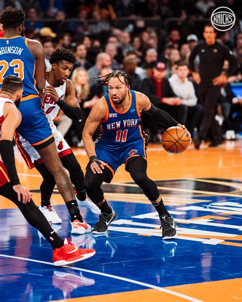 Knicks on the Court: November 24 vs. Heat Photo Gallery | NBA.com