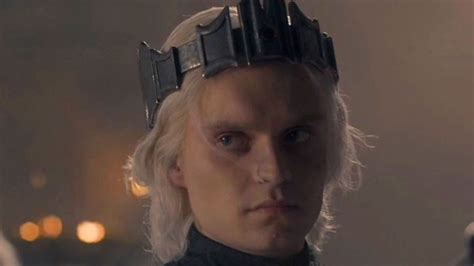 House of the Dragon: Why did Aegon wear a different crown to Viserys?