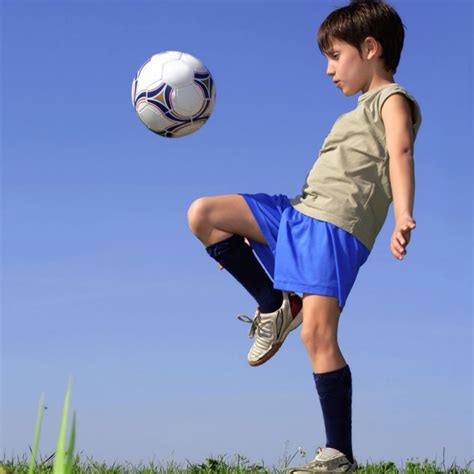 Animado Imagenes De Niños Jugando Futbol Para Dibujar Faciles - Niños Relacionados