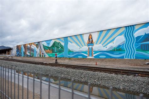 Pacoima is Home to the Largest New Mural in San Fernando Valley | KCET