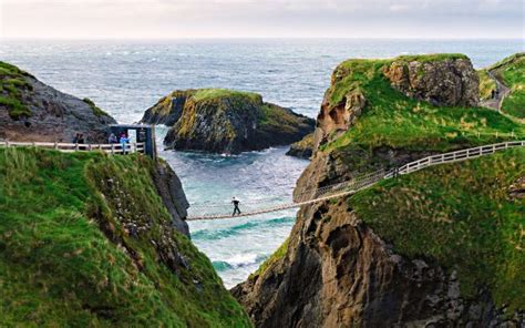 Giant's Causeway Tour from Dublin