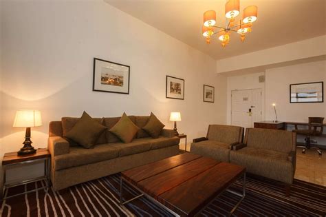 Hilton Colombo Residence Serviced apartment - Deals, Photos & Reviews