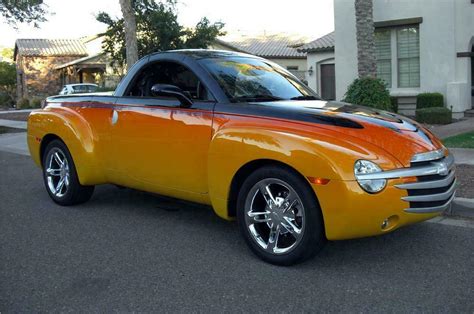 2003 CHEVROLET SSR PICKUP - Front 3/4 - 137756