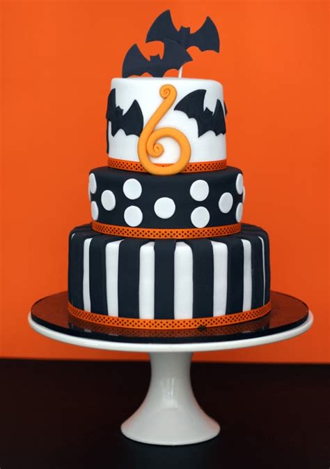 butter hearts sugar: Halloween Birthday Cake