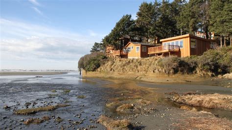 Get out of the city and into these cabins | Seattle Refined