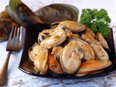 Butter Garlic Mussels | Mussel meat recipe, Mussels recipe, Garlic mussels