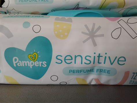 Lot Detail - Pampers Sensitive Wipes Travel Pack 56 Count (Pack of 4)