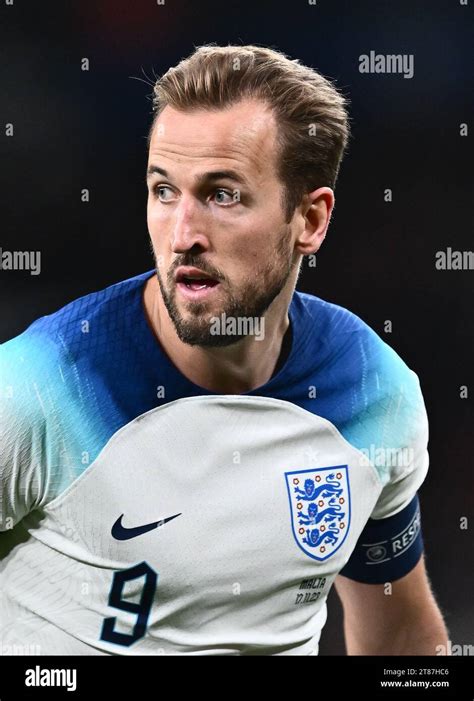 LONDON, ENGLAND - November 17: Harry Kane of England during the UEFA ...