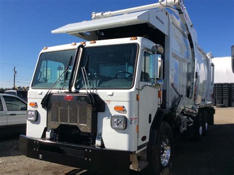 Front End Loaders: The Ultimate Commercial Garbage Truck – Route Ready ...