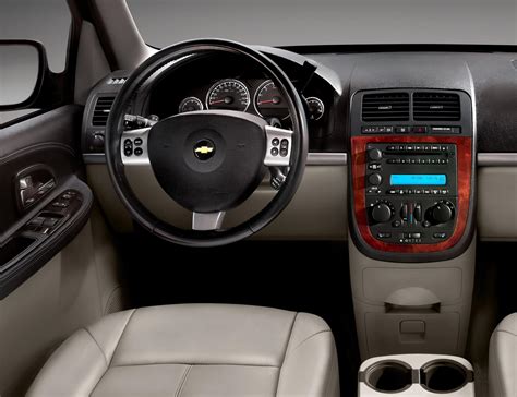 Chevrolet Uplander - Information and photos - MOMENTcar