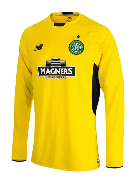 Celtic Women 2015-16 GK 1 Kit