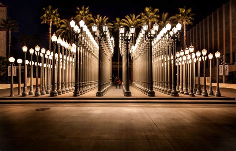 Urban Light [Chris Burden] | Sartle - Rogue Art History