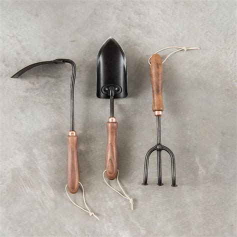 Gardening Spade | Magnolia | Garden tool storage, Garden hand tools, Garden tools