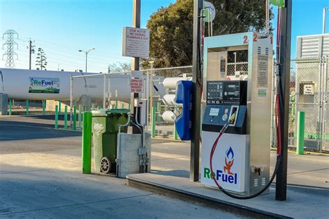 Fleet Managers - Do You Need To Build A CNG Fueling Station?