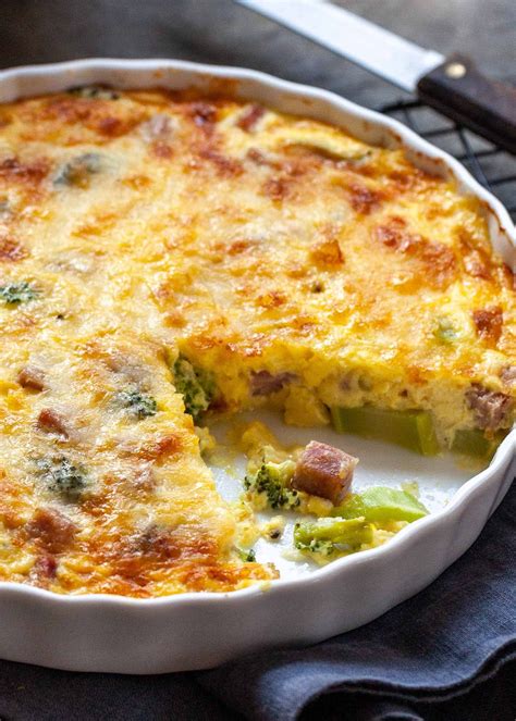 Cheesy Crustless Quiche with Broccoli and Ham | Recipe | Quiche recipes ...