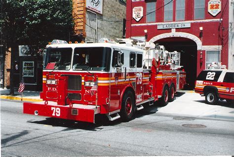 FDNY Tower Ladder 79 Seagrave - a photo on Flickriver