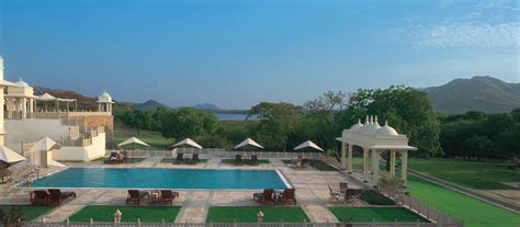 The Trident Udaipur Hotel in North India | ENCHANTING TRAVELS